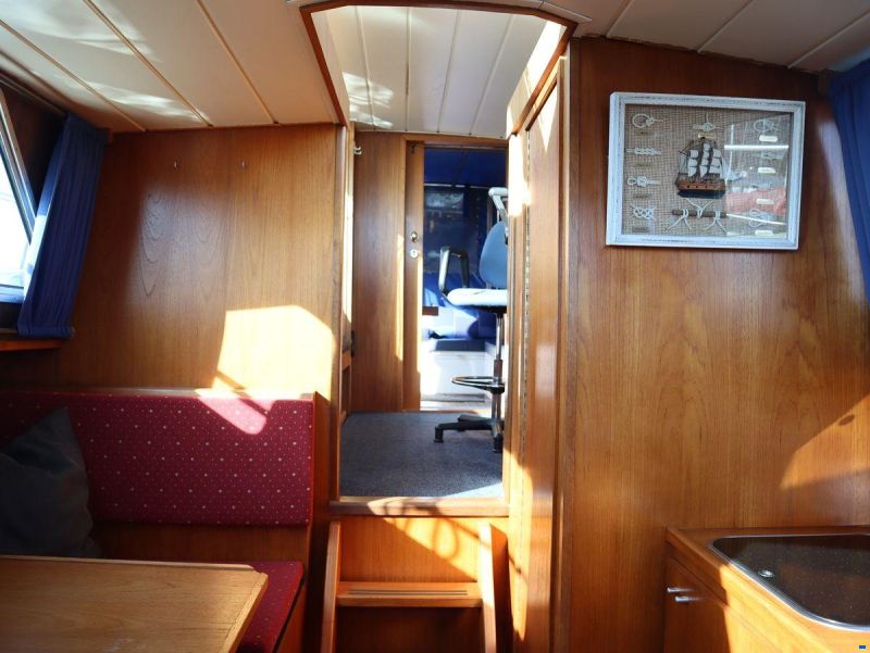 Beachcraft 850 Refit