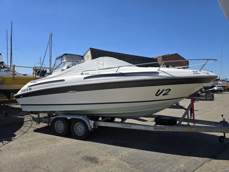 Sea Ray 215