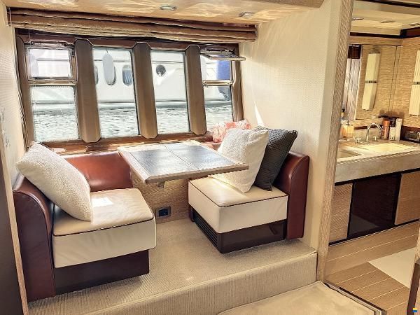 Azimut 70
