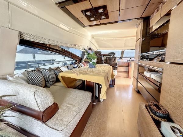 Azimut 70