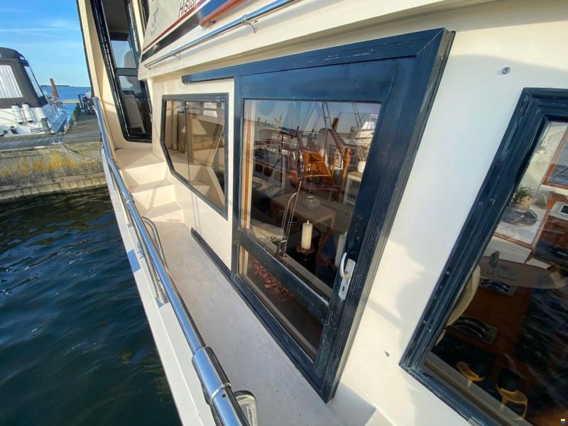 HI-Star 48 Fly