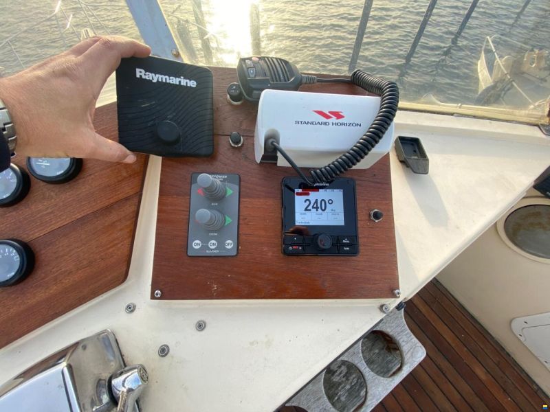 HI-Star 48 Fly