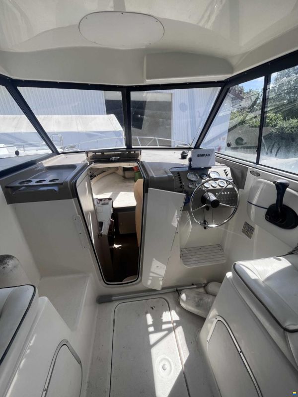 Bayliner 242 EC