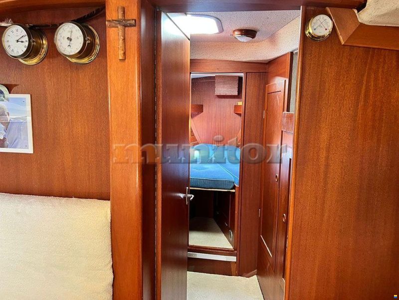 Hallberg-Rassy 38