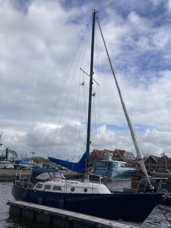Jakon 30 / Zwarthoed Volendam