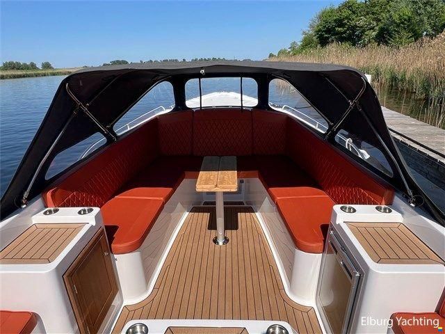 Interboat Intender 780