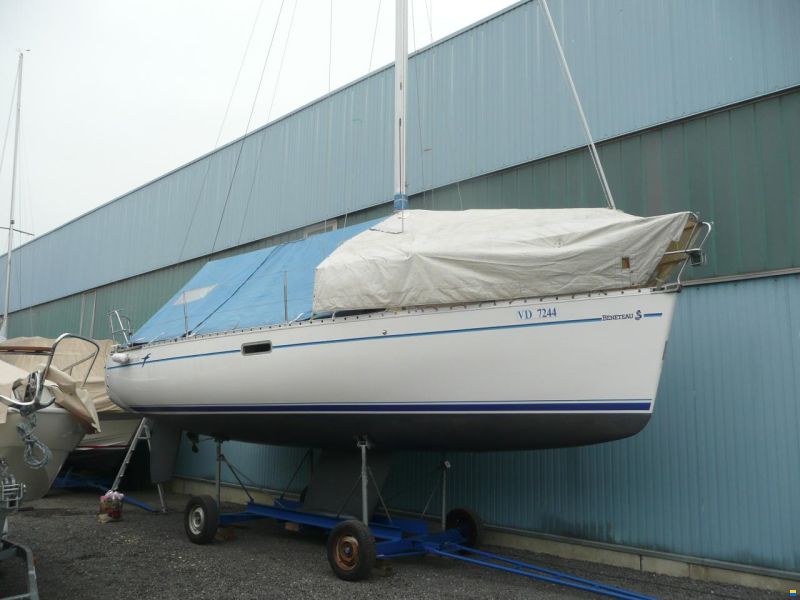 Beneteau Oceanis 300