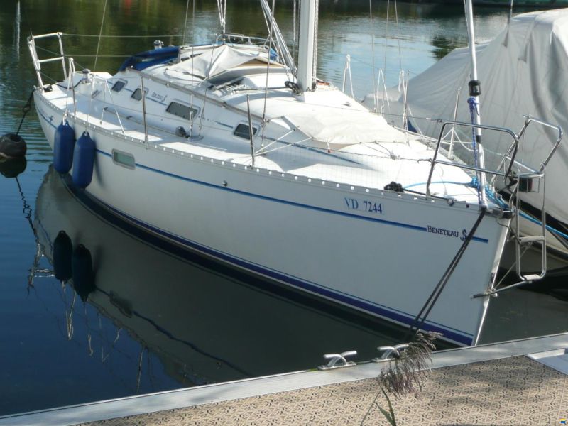 Beneteau Oceanis 300