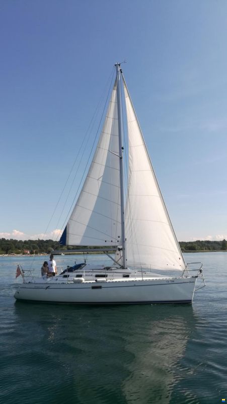 Beneteau Oceanis 300