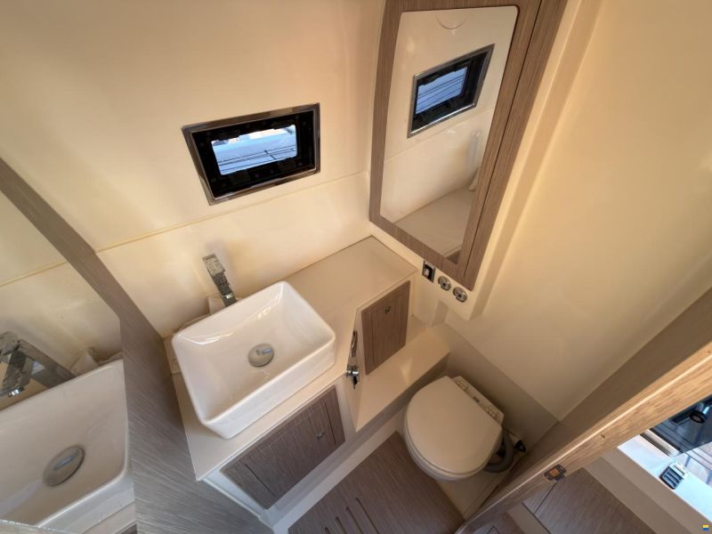 Nuova Jolly Prince 33 Sport Cabin