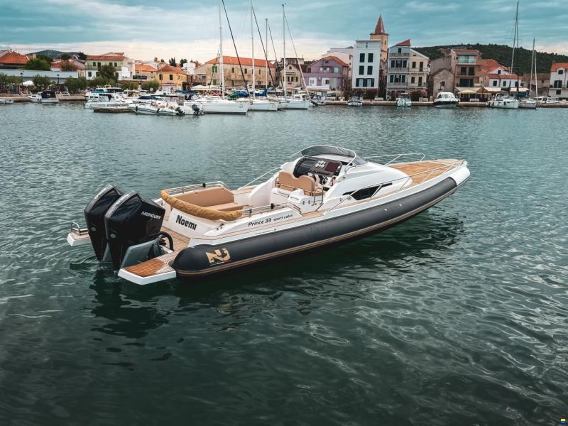 Nuova Jolly Prince 33 Sport Cabin