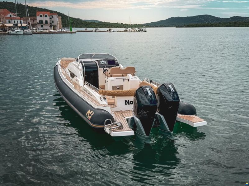 Nuova Jolly Prince 33 Sport Cabin