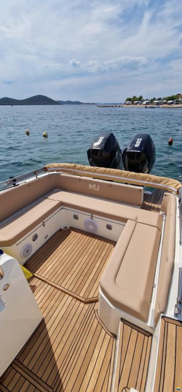 Nuova Jolly Prince 33 Sport Cabin