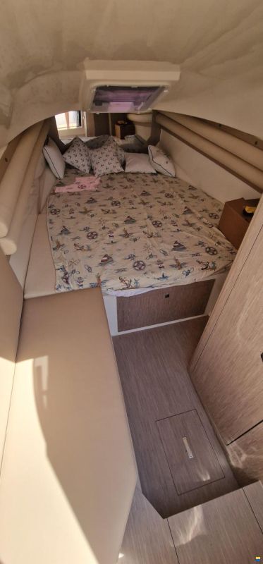 Nuova Jolly Prince 33 Sport Cabin
