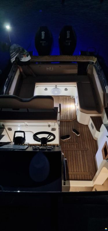 Nuova Jolly Prince 33 Sport Cabin