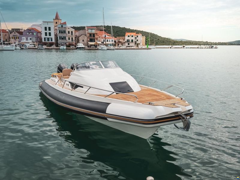 Nuova Jolly Prince 33 Sport Cabin