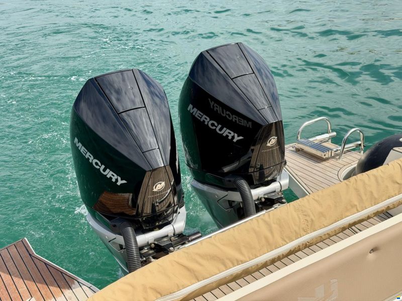 Nuova Jolly Prince 33 Sport Cabin