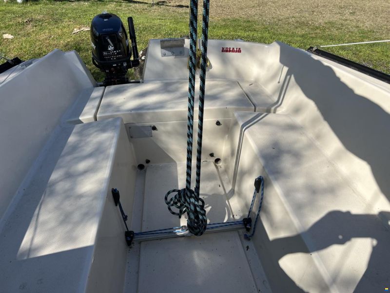 Beneteau First 18