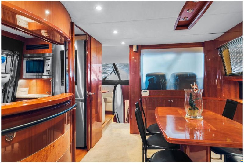 Princess 23M