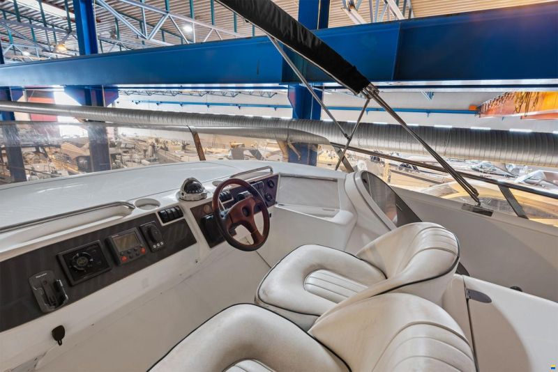 Princess 23M