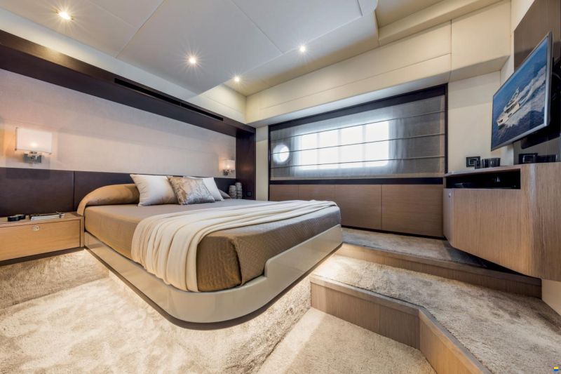 Absolute Navetta 48