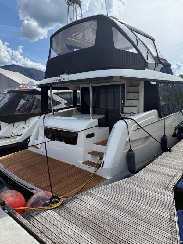 Absolute Navetta 48