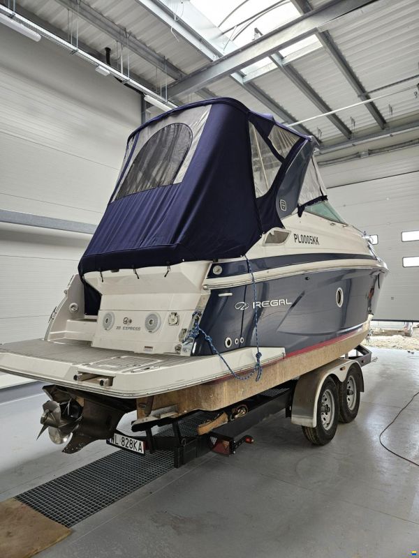 Regal 28 Express