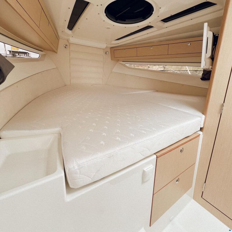 Parker 800 Cruiser