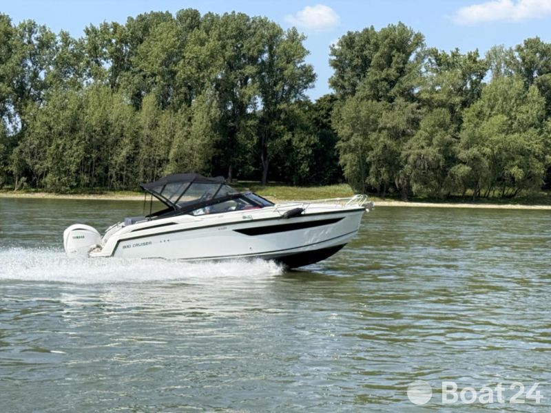 Parker 800 Cruiser
