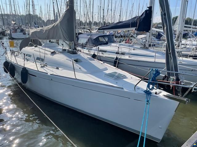 Beneteau first 36.7