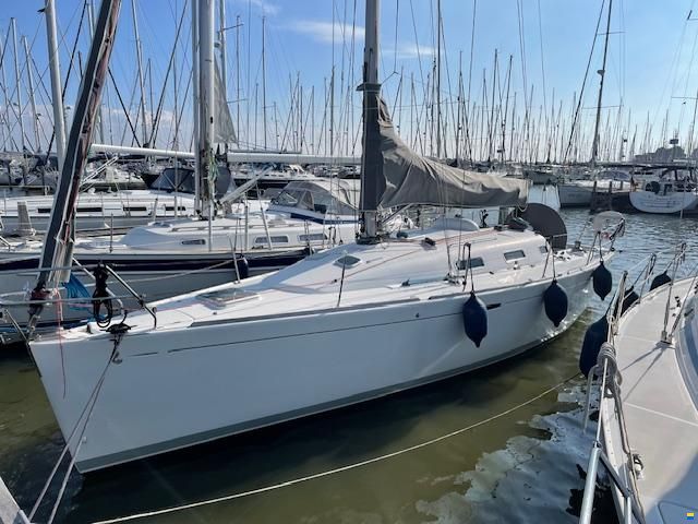 Beneteau first 36.7