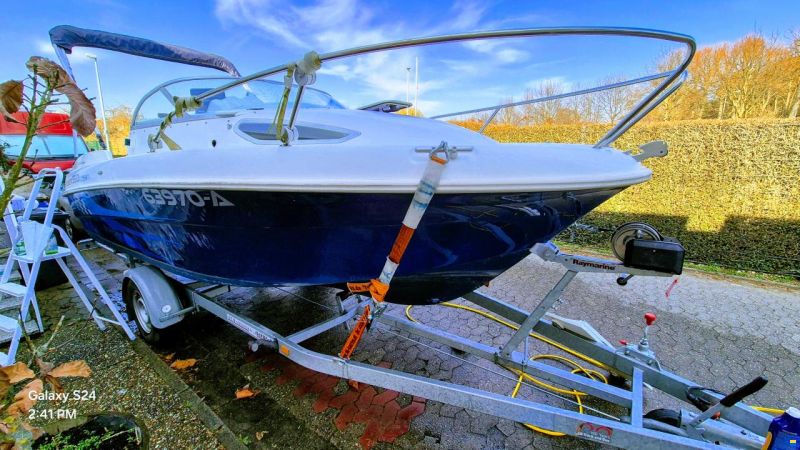 Beneteau Cabin Flyer 550