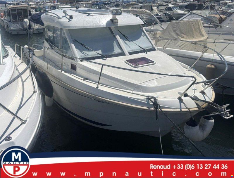 Beneteau Antares 750 HB