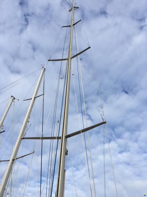 Helmsman 42 - RAINBOW