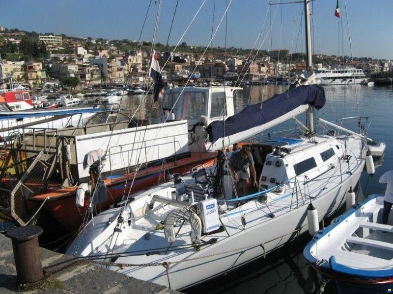 Helmsman 42 - RAINBOW