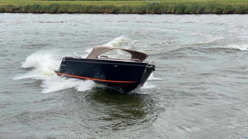 Maxima 820 Retro