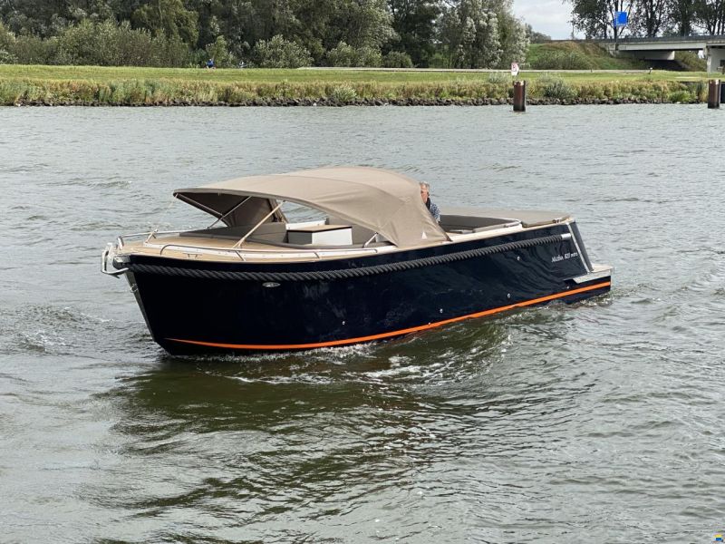 Maxima 820 Retro