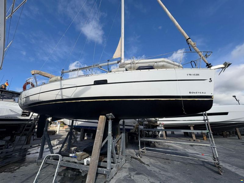 Beneteau Oceanis 323
