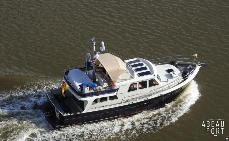 Aquanaut European Voyager 1300