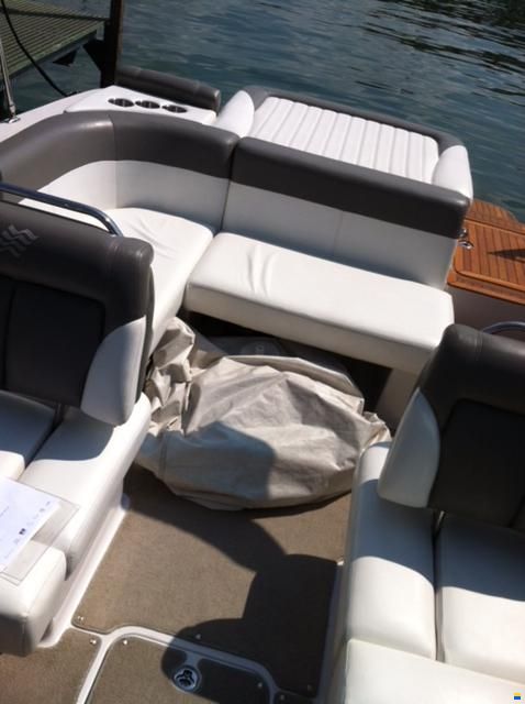 Four Winns 222 SL