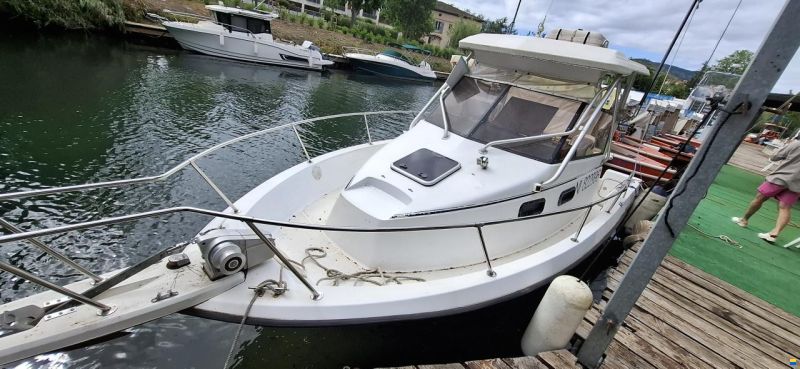 Bayliner TROPHY 2502