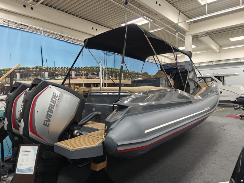 ZAR Formenti ZAR 95SL mit 2x300 Evinrude
