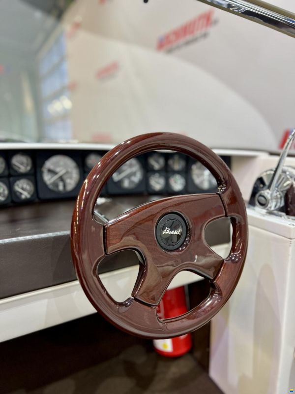 Boesch 720 Méditerranée