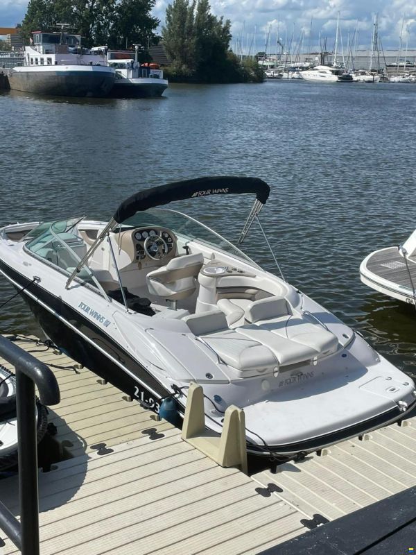Four Winns H240