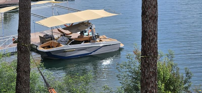 Nautique G23