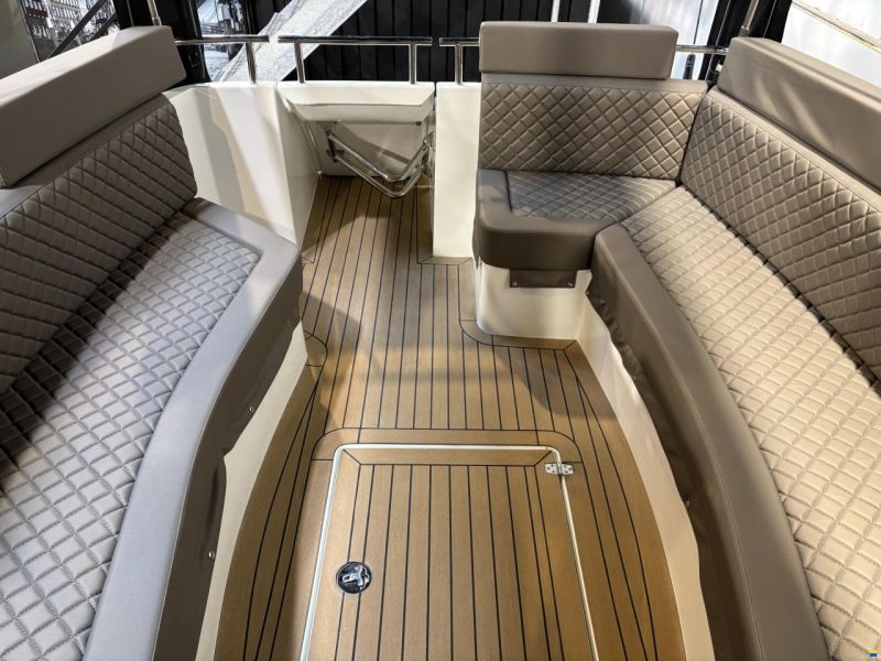 Maxima 920 Retro Cabin