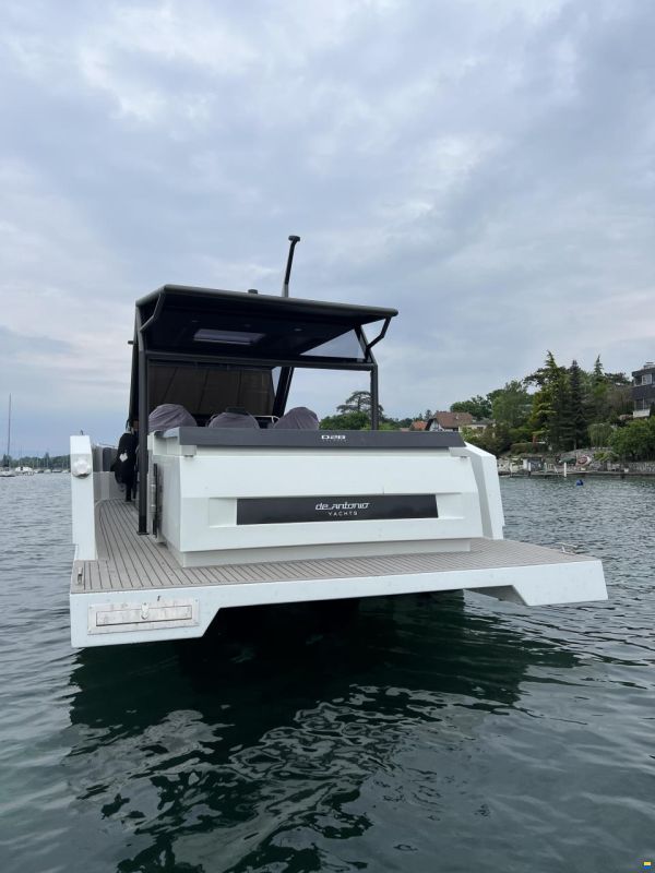 De Antonio D28 explorer