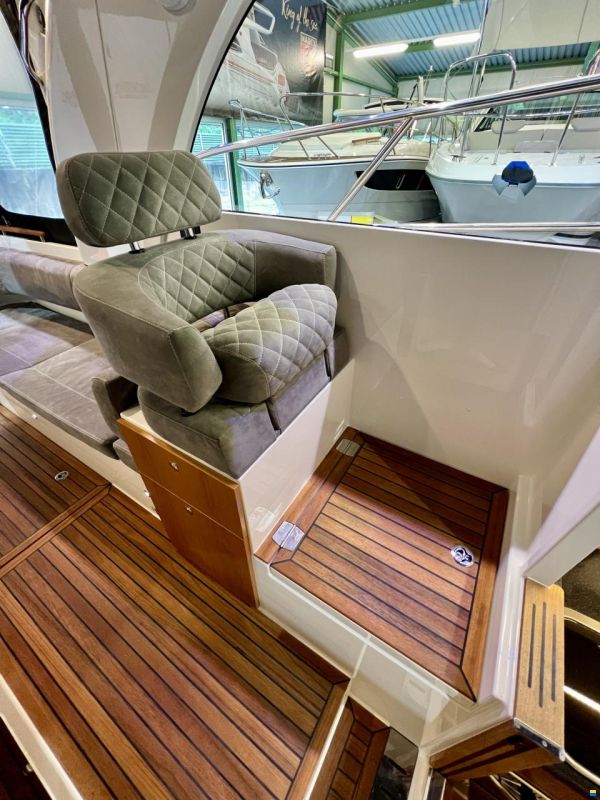 Marex 310 Sun Cruiser