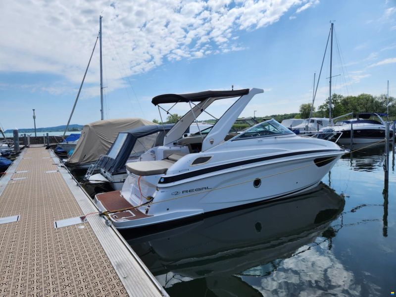 Regal 28 Express