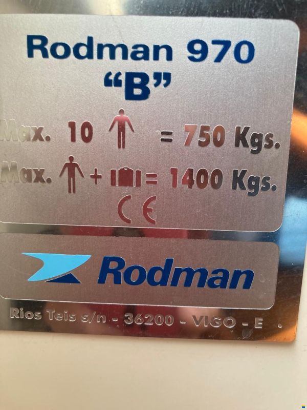 Rodman 970 Sport